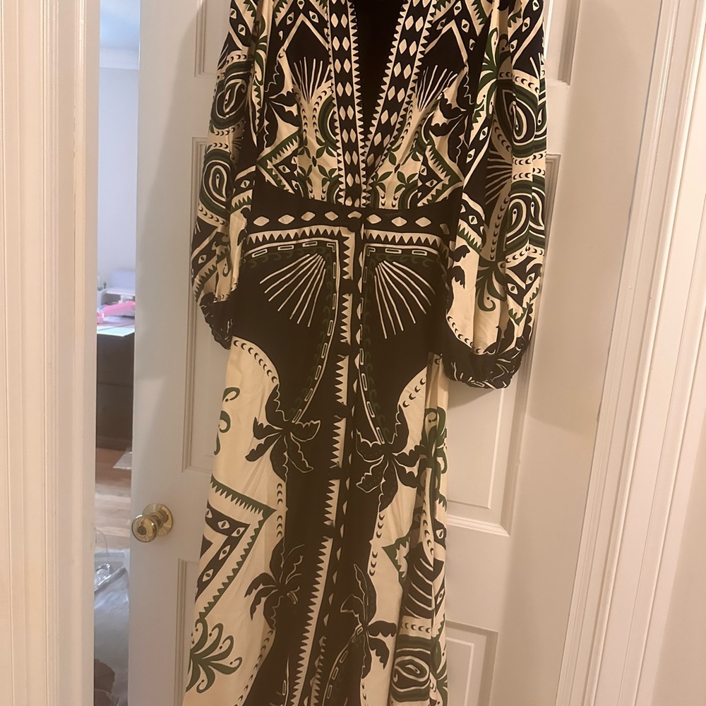 Farm Rio Black and Cream Long Sleeve Dress